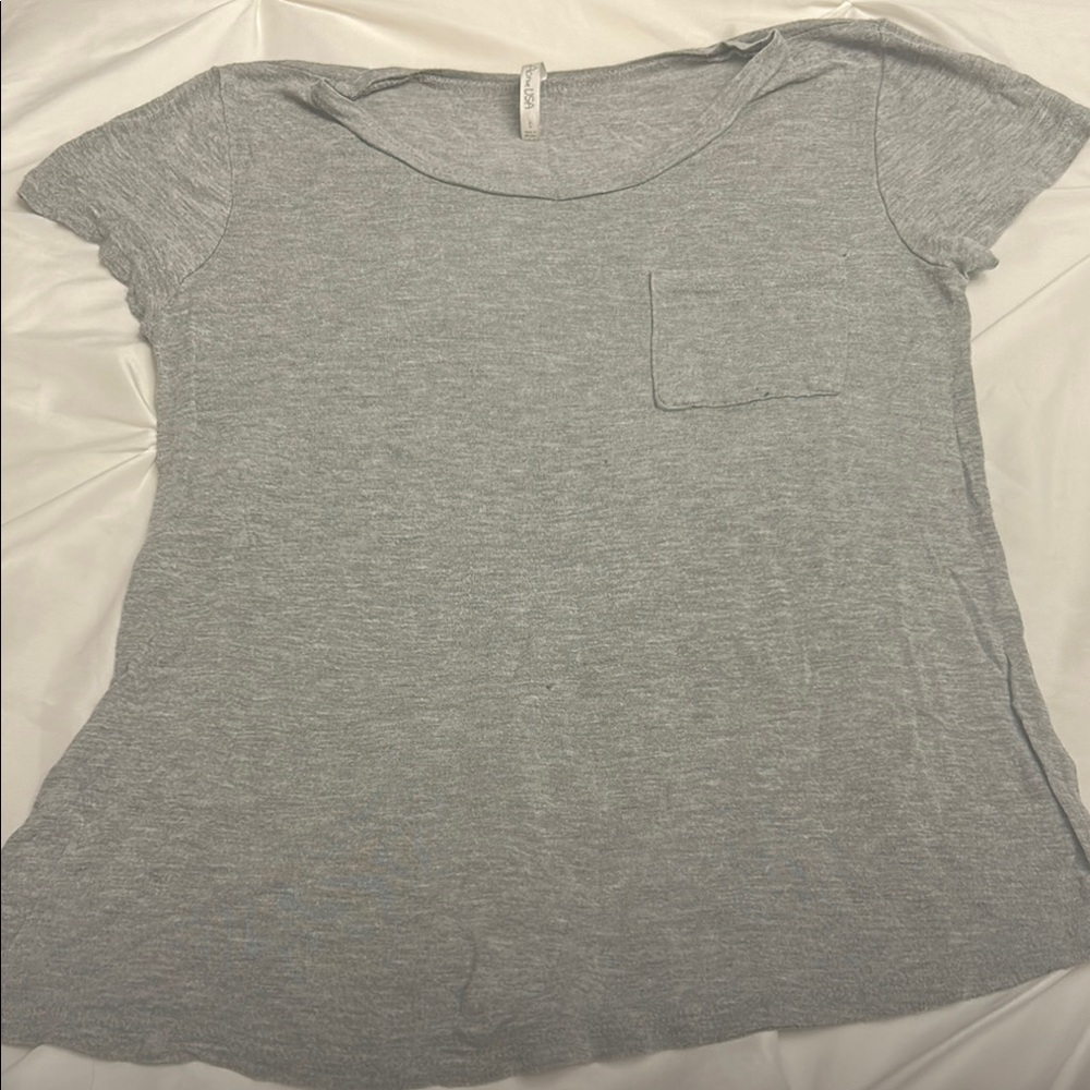 Gray Tee 💥